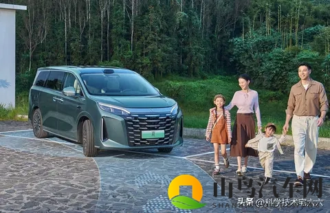 2068万起步！新款比亚迪夏发布，全系15T发动机+200kW电机！-2