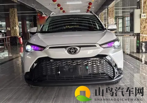 丰田真的“一降到底”！跌至868万起，入门配7气囊，性价比真高-3