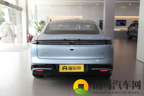 2025 款星纪元 ES：1528 万起，家用通勤与出游优选！-2