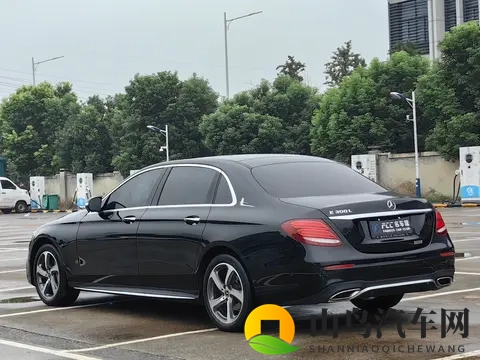 17年奔驰E级,12万公里,16万多开回家,商务家用都合适!-3
