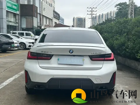 23万多拿下准新宝马3系，体验M运动曜夜，这配置值不值？-3