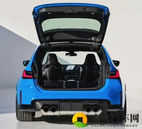 宝马M3旅行版来了，贵得离谱，却没人敢说它不值-1