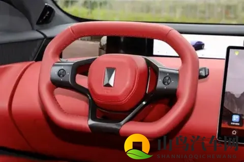 阿维塔12四激光版体验：智能安全与舒适配置的实际表现-1