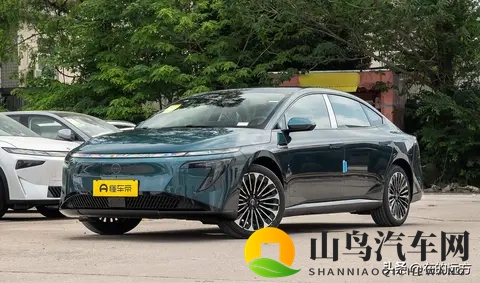 合资品牌反击战打响！东风日产鸿蒙天籁对决国产混动-3