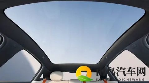 预算15万想买新能源轿跑？这款新车有惊喜！试驾东风奕派eπ007+-3