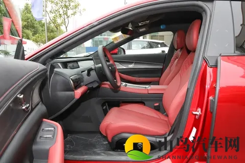 雪豹四驱+云台底盘,超能智享美学轿跑2025款星纪元ES,1528万起-3