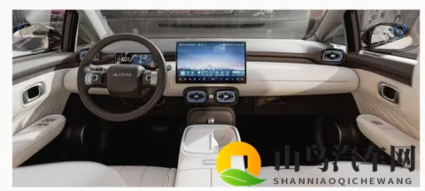 埃安UT super上市,售899万|租499万,广汽造&京东卖&宁王换电-2