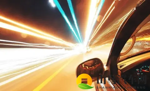 燃油车诈尸级逆袭！销量狂飙打脸新能源，真相让人笑出猪叫！-1