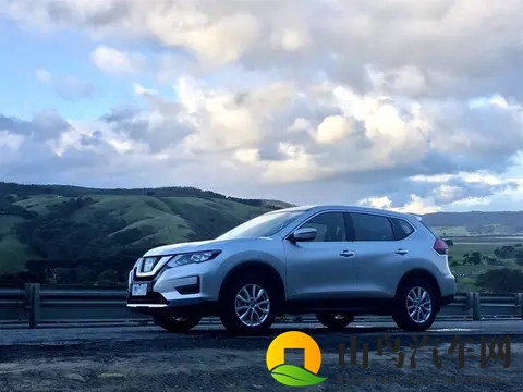 全新日产奇骏正式亮相，外观大变样，内饰升级，新增15T插混动力-3