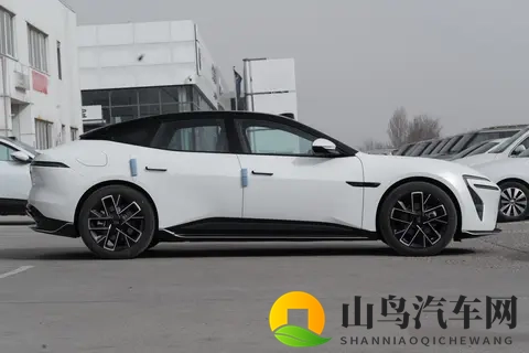 阿维塔 06 Elite 上市：华为激光雷达成标配，智驾实力藏不住了-1