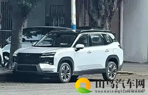 五菱新车8万起?硬派设计挑战混动市场-2