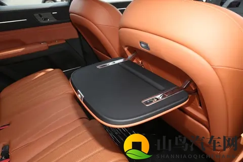 捷途山海L7 PLUS：家用中型SUV的新标杆，旅行小房车-3