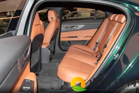 优惠后1598万起售，入门就是大马力后驱，捷豹XEL怎么选才划算-2