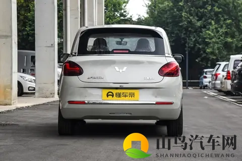 三种续航版本，五菱缤果应该怎么选？全方面试驾分析！-1