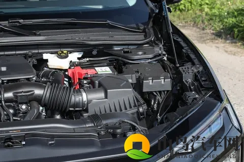 15万级合资B级车优选!2025款蒙迪欧豪华型深度试驾报告-1