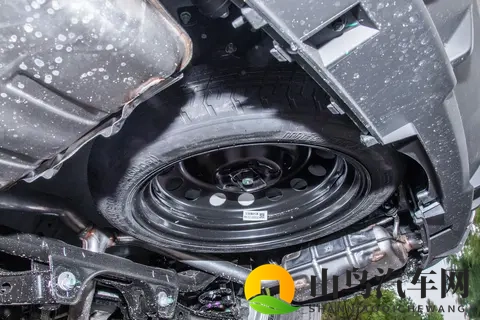 十万级七座 SUV 新选择？捷途 X70L 上市值得看吗-2