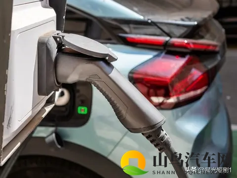 中国固态电池引爆能源革命能量密度720Wh_kg电动车续航将破千公里-3