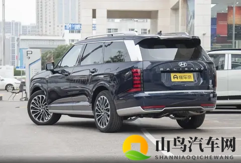 选 7 座还是 6 座?深秋试驾帕里斯帝,这版性价比绝了-1