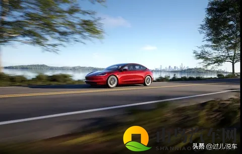 特斯拉 Model 3 vs 蔚来 ET5T，谁才是新能源轿车的大哥？-2