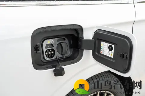 试完26款岚图梦想家，发现现在的MPV越来越卷了-1