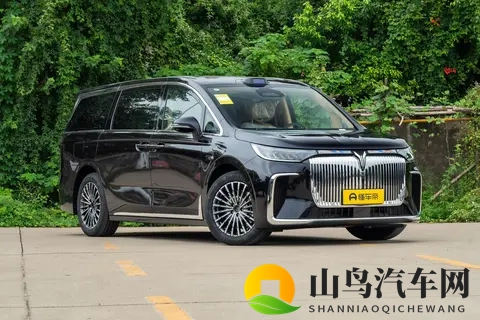 家用MPV的新选择,2026款岚图梦想家升级,配电动侧滑门+航空座椅-1