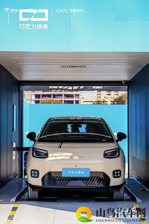 腿再掰开一点就能吃到扇贝了：全新SUV，舒适驾驭，绿色出行新体验-2