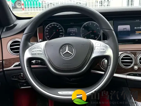 十年老奔驰S级，当年落地百万，如今30多万能否圆梦？-3