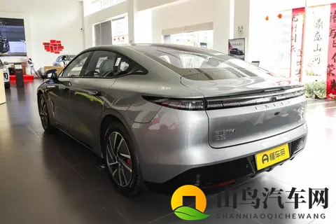 11月买车的看过来！星纪元ES优惠大，配置还升级，别错过！-2