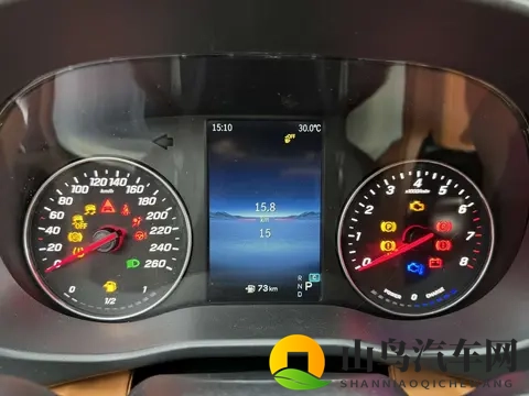 35万多拿下准新奔驰威霆，宜商宜家的高端MPV-3