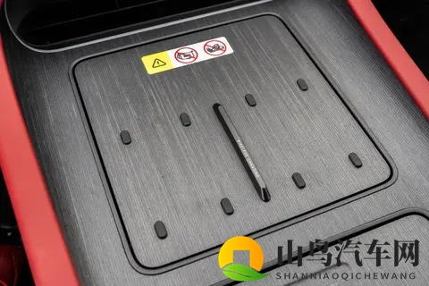 阿维塔12 2026款Max后驱纯电版：日常出行顺手省心-2