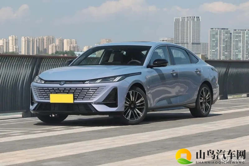 7-8万级家轿 第四代逸动五大核心重新定义“高价值之选”-1