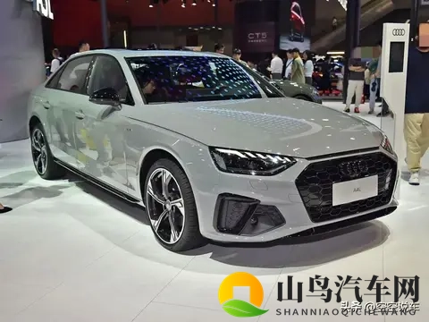 奥迪豁出去了!轴距超2米9,纵置20T+前后五连杆,才174万!-1