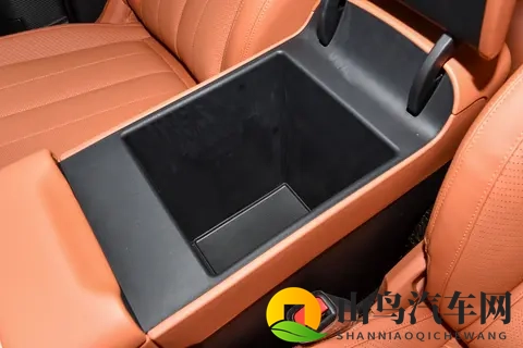 一台好车能改变生活，有了方程豹钛7，全家出行再无困扰-2