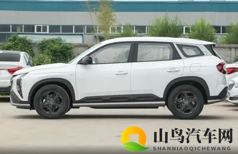 1218万元起，百公里油耗不到8L，26款现代iX35值得选吗？-3