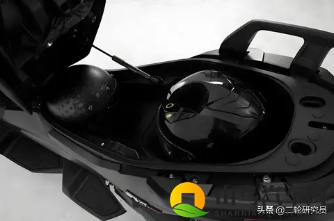 摩托车圈新热点！无极SR4 Max系列能否打破合资进口垄断？-3