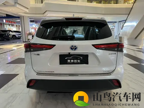 20万出头拿下丰田汉兰达,奶爸家用准新车?-3