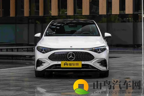 动漫内射:当汽车设计遇见二次元美学-3