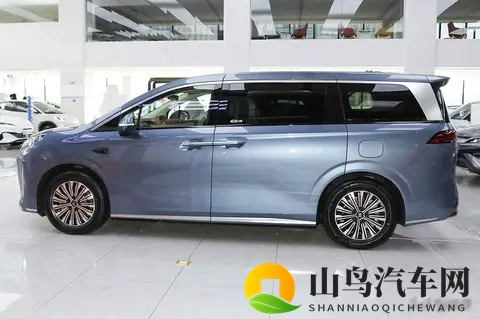 比亚迪夏降价了，家庭用户乐了，行业慌了-3