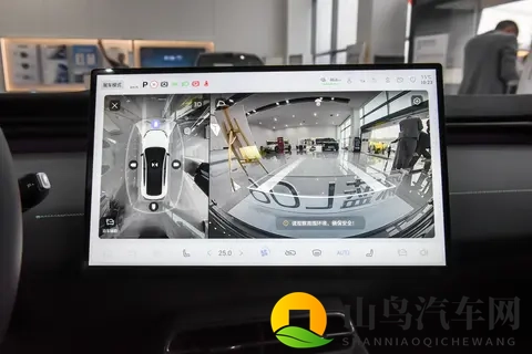 深蓝L06体验:磁流变悬架下放,15万级配置拉满?-1