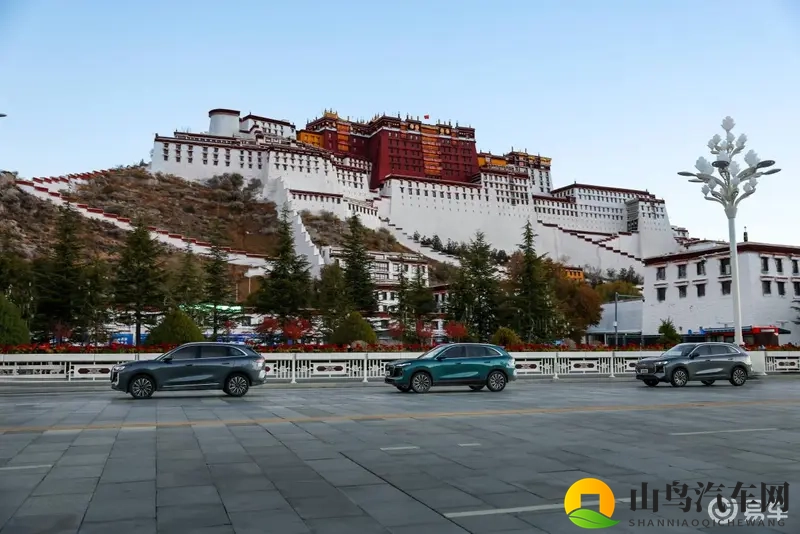 技术至上，将自研进行到底，第五代瑞虎8预售启幕-1