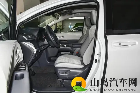 2024款赛那选买指南：官降25万后，这版家用MPV闭眼冲-2