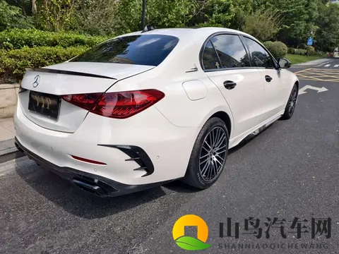 20万内，圆你奔驰梦！22款C260L运动版，一手准新-3