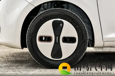 多花7000元!长安Lumin续航增加105公里,电池升至28度,实用省心-3