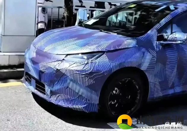 同居爱情故事 三上悠亚：浪漫爱情剧中的豪华座驾：见证梦想与爱情-2