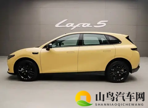 纯电钢炮开卷！零跑Lafa5预售1058万起，加速64秒破百！-3