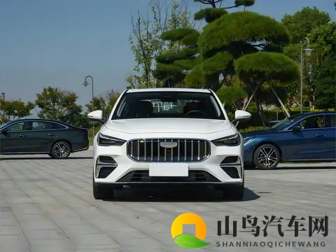 外观造型更大气，车身轴距超27米，全新吉利帝豪依旧很“香”-2