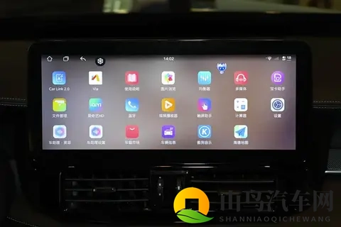新款英菲尼迪QX50实车来了！换悬浮式中控屏_现款3508万元起售-2