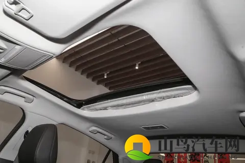 重塑格局，动力为王：2025款福特蒙迪欧20T豪华型深度导购-1