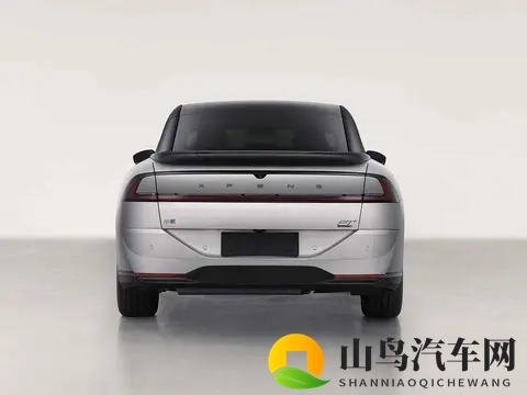 小鹏P7+增程版来了,油电混动搅局轿车市场,18万级要变天?-1