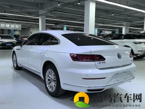 裸体美女app：驾驶时分心,代价远超你的想象-2